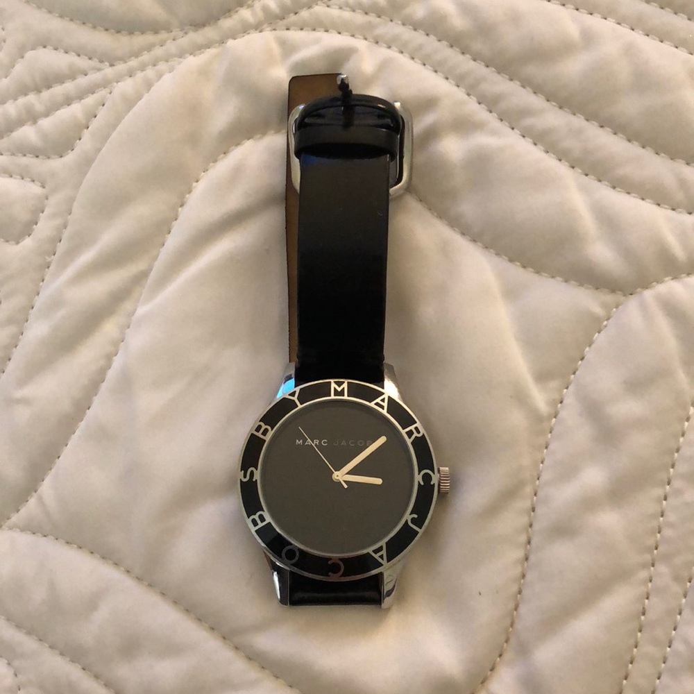 Marc Jacobs Watch - Black w/ black leather band